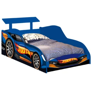 Cama infantil em formato de carro